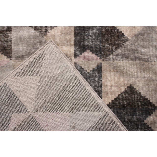 Not Yet Made - Made To Order Rug & Kilim’s Prism Rug in Black and Pink, 9x12 For Sale - Image 5 of 6