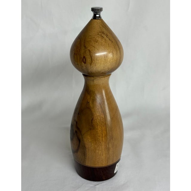 Contemporary 1990s Handcrafted Turned Wood Pepper Mill Grinder Australian Tea Tree and Honduran Rosewood For Sale - Image 3 of 11