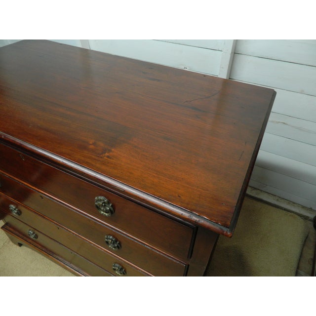 Small Edwardian Mahogany Chest of Drawers, 1890s For Sale - Image 3 of 18