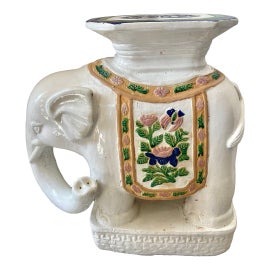 Example of Outdoor Bar Stools