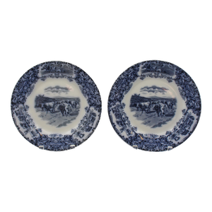 C. 1908 Pair of English Wedgwood Cows Flow Blue Pattern Plates
