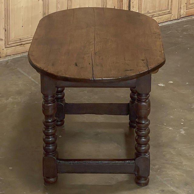 Early 18th Century Early 18th Century French Louis XIII Solid Oak End Table For Sale - Image 5 of 18