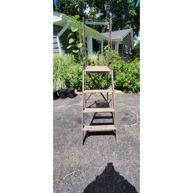 Early 20th Century Vintage Ladder With Platform, Goshen Manufacturing Co. For Sale - Image 9 of 12