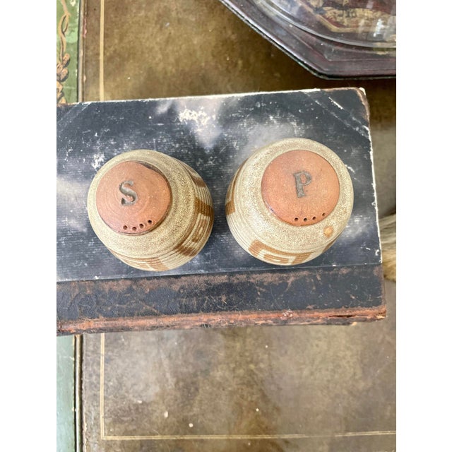 Ceramic 1980s Pair of Studio Pottery Salt and Pepper Shakers For Sale - Image 7 of 9