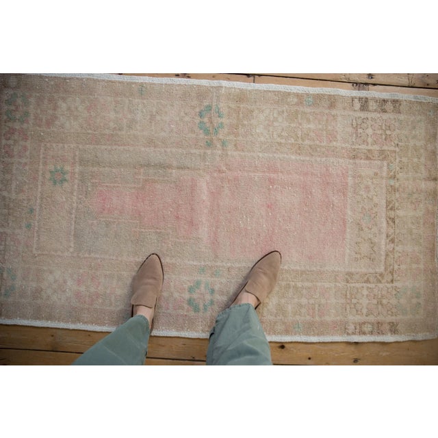 :: Prayer design motif with geometric stepped top niche and floral blossom top view main border with abrashes across....