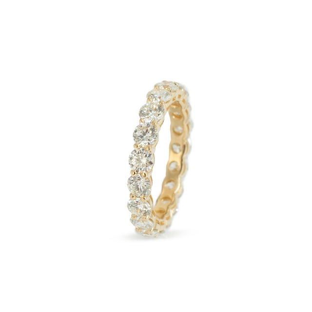 Early 21st Century Ladies 14k Yellow Gold 2.32ct Round Diamond Full Eternity Wedding Band Ring, Size 4.25 For Sale - Image 5 of 7