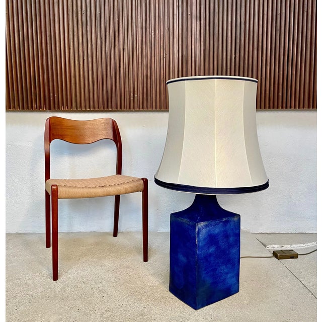 Large Glazed Ceramic Table Lamp with Silk Lampshade, 1960s For Sale - Image 4 of 18