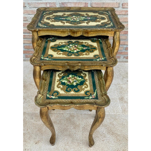 Mid 20th Century Italian Florentine Neoclassical Nesting Tables in Giltwood, 1960s, Set of 3 For Sale - Image 5 of 18