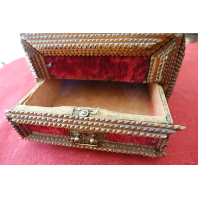 Wood Tramp Art Wedding Box, 1920s For Sale - Image 7 of 8