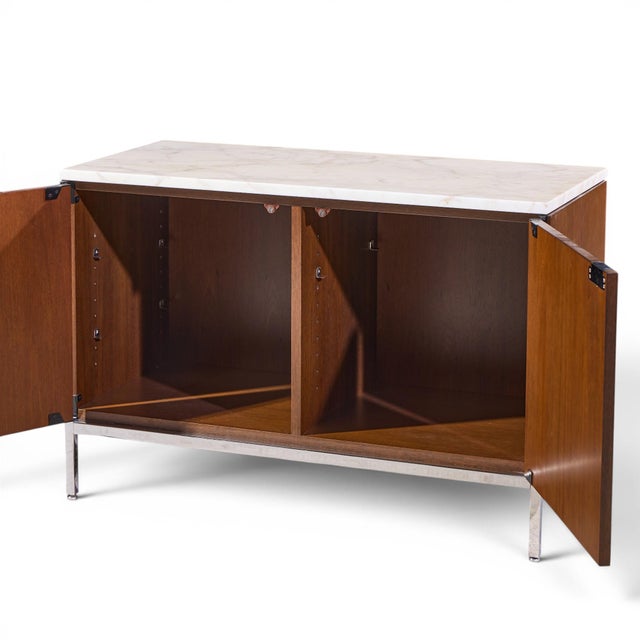 Wood Florence Knoll Mid Century Walnut and Marble Credenza For Sale - Image 7 of 8