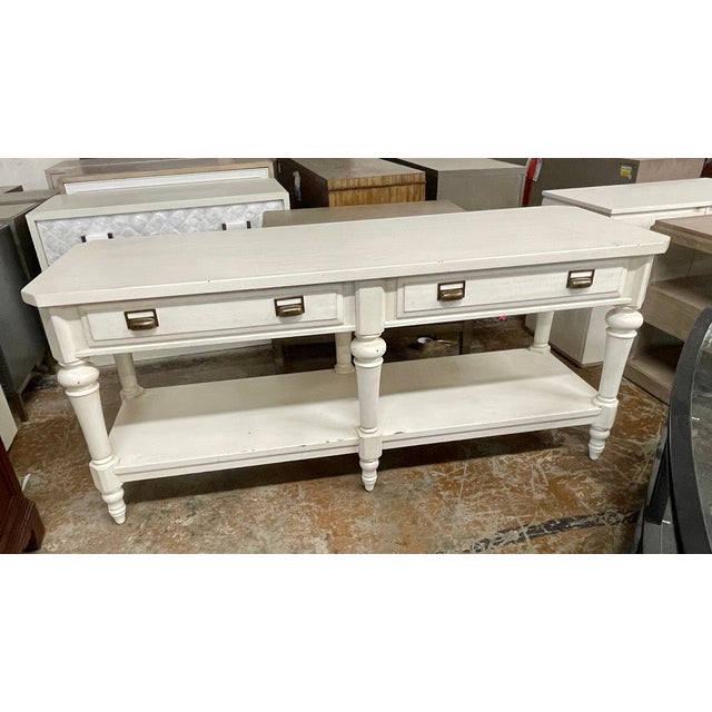 Vanguard Blake Tovin Design Bloomsbury Farmhouse White Console/Sofa