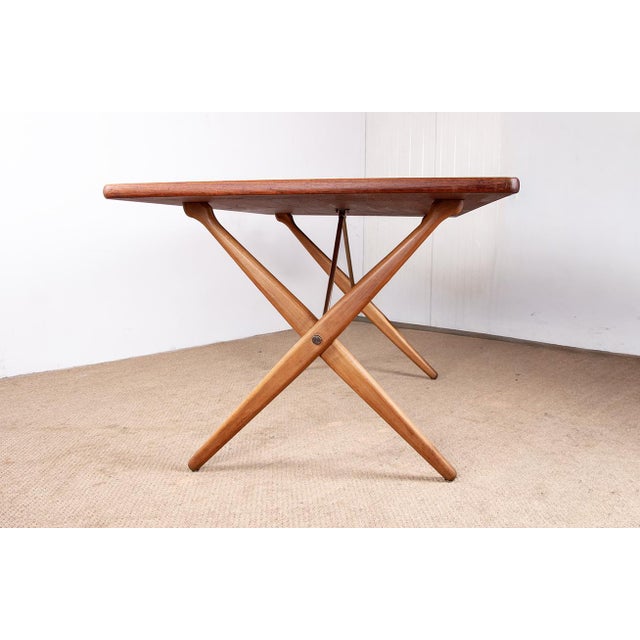 Danish Model at 303 Dining Table in Teak and Beech and Brass by Hans Wegner for Andreas Tuck, 1960 For Sale - Image 17 of 18