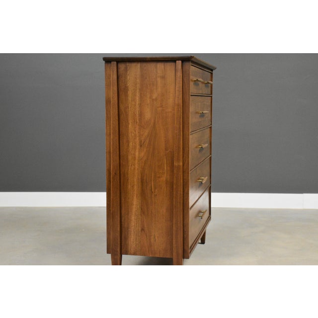 Mid-Century Modern 1960s Walnut Tall Mid Century Modern Dresser by Davis Cabinet Company For Sale - Image 3 of 11