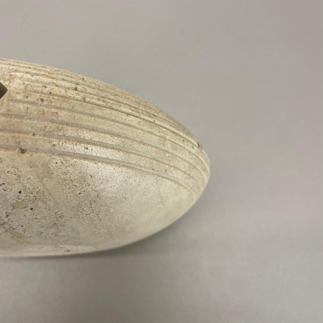 Stone Modernist Travertine Marble Vase attributed to Fratelli Mannelli, Italy, 1970s For Sale - Image 7 of 17