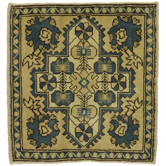 Textile Vintage Turkish Oushak Yastik Rug - 02'03 X 02'04 For Sale - Image 7 of 7