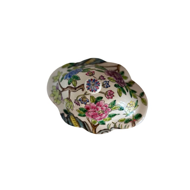 1970s Vintage Chinoiserie Ginger Jar With Phoenix & Peony Motif | Hand-Decorated Porcelain Lidded Urn For Sale - Image 5 of 10