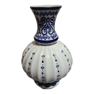 1990s Floral Design Blue and White Vase, Handmade Chinese Porcelain Flower Vase