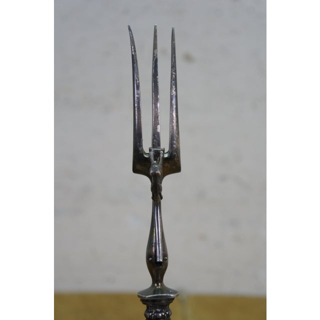 Silver Antique French Silver Meat Carving Fork & Manche a Gigot Lamb Bone Clamp For Sale - Image 8 of 16