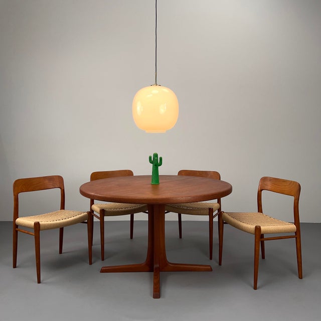 Wood Round Teak Dining Table with Extension by Svend Åge Madsen, 1960s For Sale - Image 7 of 15