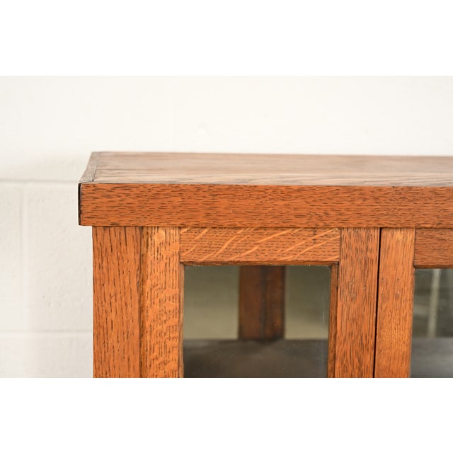 Wood Berkey & Gay Style Antique Mission Oak Arts & Crafts Bookcase Cabinet, Circa 1910 For Sale - Image 7 of 16