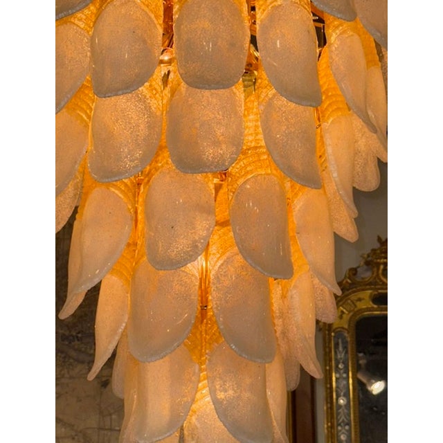 Vintage Italian Waterfall Two Tone Murano Glass Chandelier For Sale - Image 4 of 5