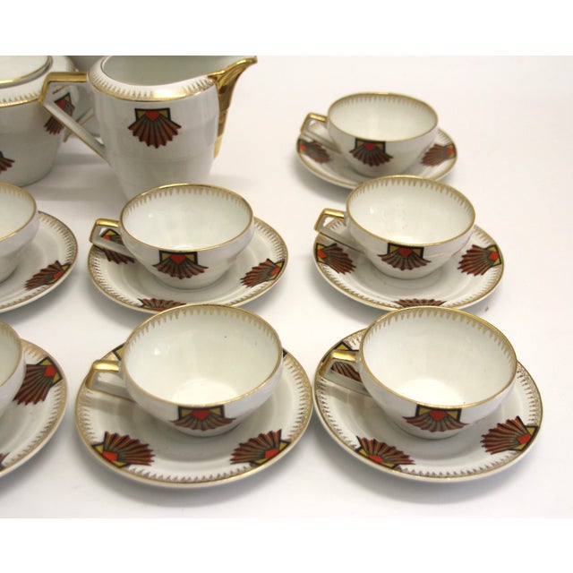 1930s Vintage Art Deco Porcelain Tea/Coffee Set from Victoria Porelite, Czechoslovakia, Set of 23 For Sale - Image 5 of 10