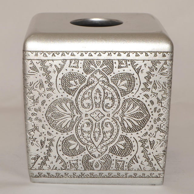 Luxury Silver Colette New York Home Décor Engraved Paper Tissue Box Cover For Sale - Image 14 of 14