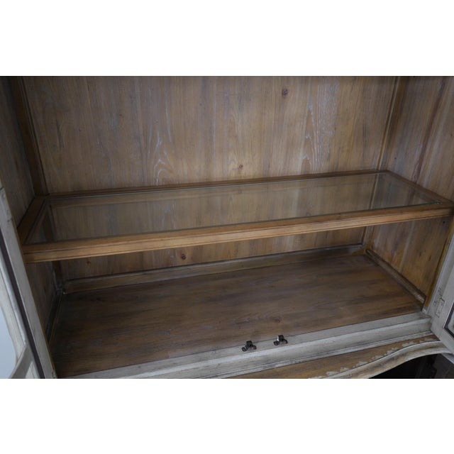 Hooker Hooker Gustavian Bubble Glass China Cabinet For Sale - Image 4 of 18