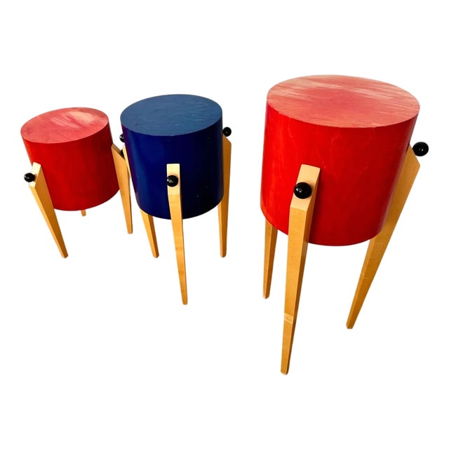 Postmodern Pedestal Stands Set of 3 Stackable Memphis Style Tables For Sale