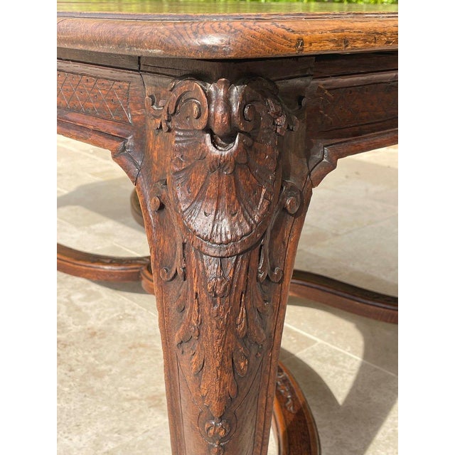 Louis XV Style Dining Table in Oak For Sale - Image 6 of 14