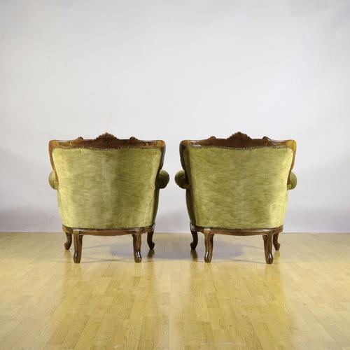 Louis Philippe Style Capitonne Armchairs in Carved Wood and Velvet, Late 19th Century, Set of 2 For Sale - Image 4 of 9