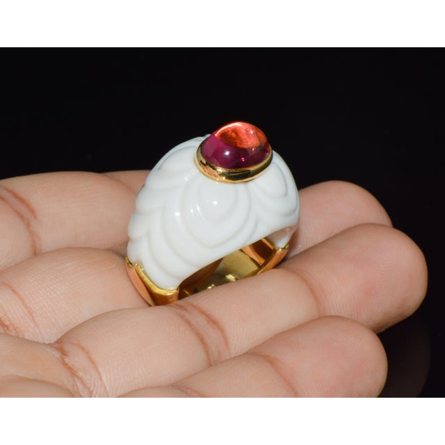 Metal Vintage Bvlgari Chandra Pink Tourmaline & White Porcelain Ring in 18k Yellow Gold – Size 7.5 For Sale - Image 7 of 18