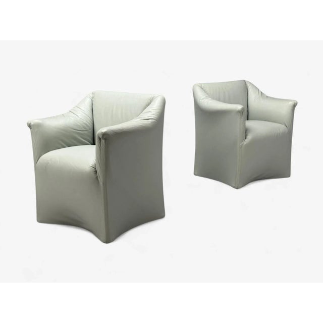 1980s Mario Bellini, Italian Modern, Leather, Four Model 684 Armchairs, Italy, 1980s For Sale - Image 5 of 15