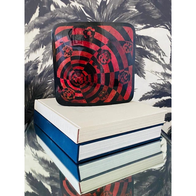 Red Organic Modern Mosaic Vase in Black & Red Exotic Shell, Vintage R & Y Augousti For Sale - Image 8 of 13