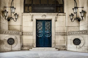 Guy Sargent, Louvre Museum, Photograph