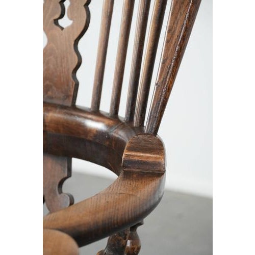 Antique English Highback Windsor Chair, 18th Century For Sale - Image 12 of 15