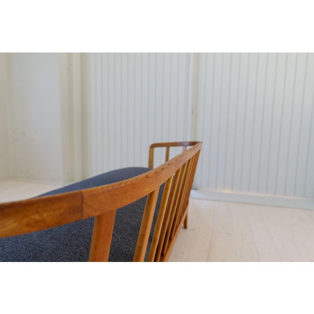 Mid-Century Modern Sculptural Sofa Model Värend by Carl Malmsten, 1942 For Sale - Image 12 of 18