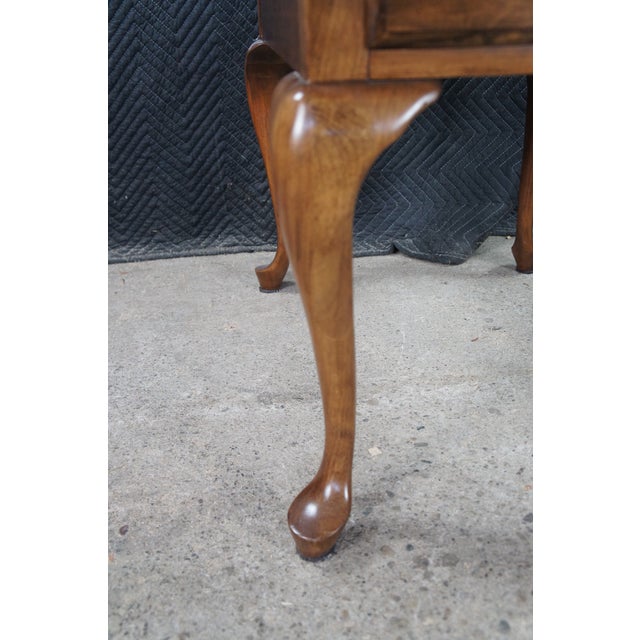 1980s Vintage Pennsylvania House Queen Anne Style Cherry Side Table With Drawer 27" For Sale - Image 5 of 13