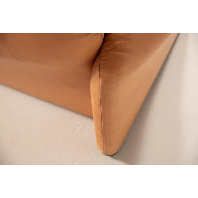 Maralunga 2-Seater Sofa by Vico Magistretti for Cassina, 1990s For Sale - Image 13 of 18