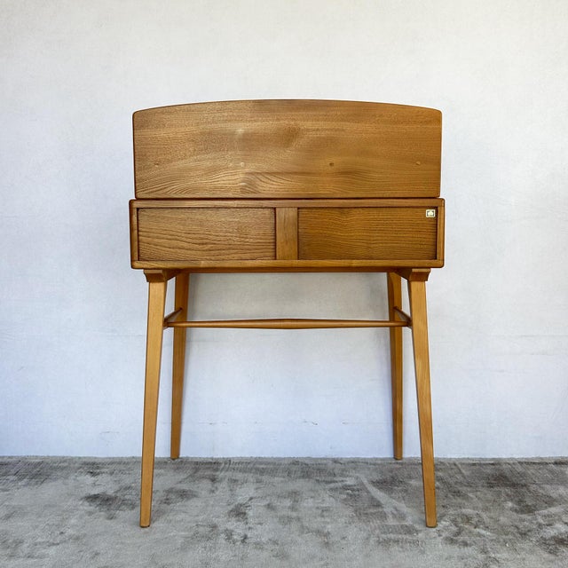 Model 439 Windsor Writing Desk by Lucian Ercolani for Ercol, 1950s For Sale - Image 13 of 15