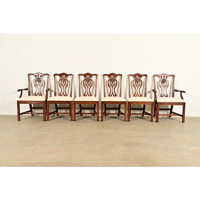 English Henredon Georgian Carved Mahogany Dining Chairs, Set of Six For Sale - Image 3 of 15