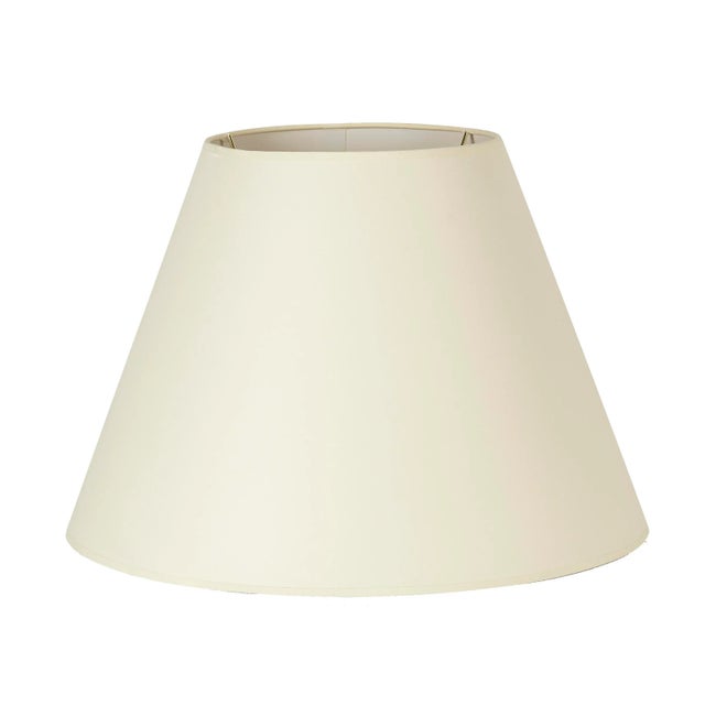 A classic off-white paper shade that enhances and adds to whichever lamp it tops. Available in three sizes and designed to...