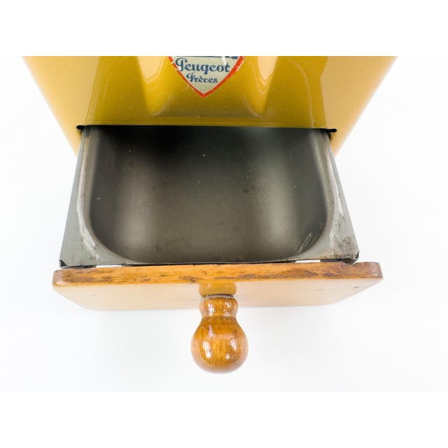 1950s Vintage Peugeot Frères French Coffee Grinder in Mustard Gold, Mid-20th Century For Sale - Image 5 of 11