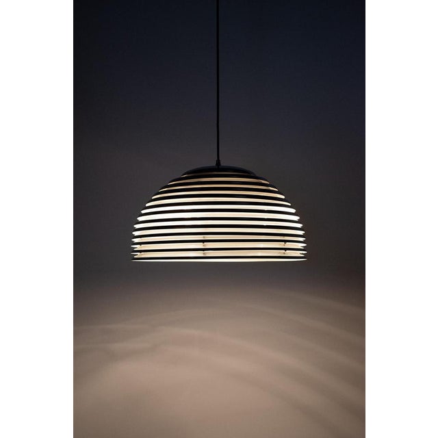 Saturno Pendant Lamp from Staff For Sale - Image 3 of 11