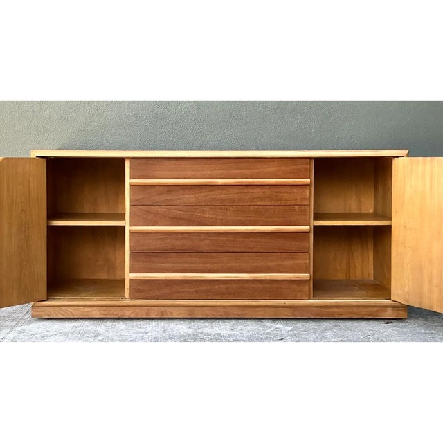 Mid-Century Modern t.h. Robsjohn-Gibbings for Widdicomb Wood Credenza For Sale - Image 3 of 12