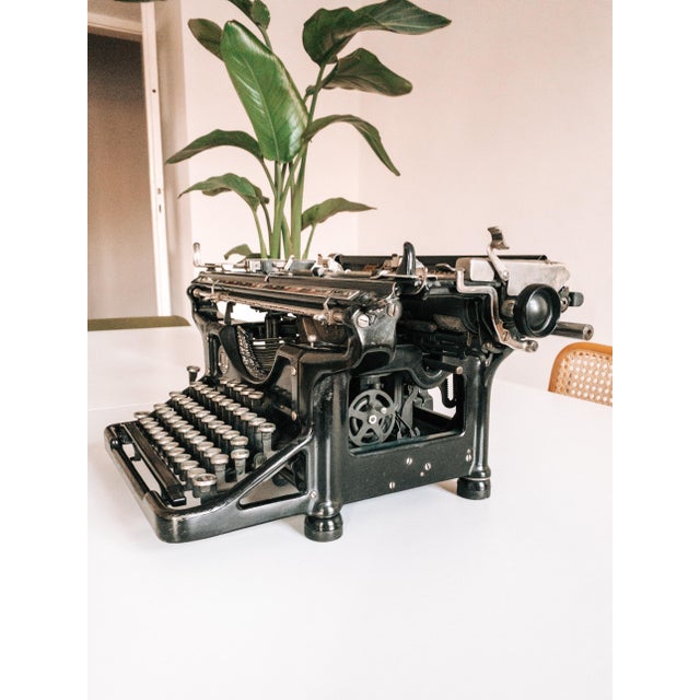 American No. 6 - 14 Qwertz Typewriter from Underwood Elliot Fisher Co., 1930s For Sale - Image 14 of 18