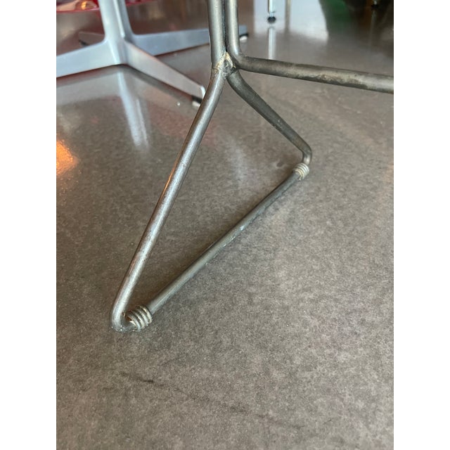 1940s Vintage French Machine Age Valet Metal Stand Ball Feet Atomic Design For Sale - Image 5 of 9