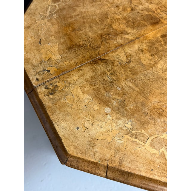 Victorian-Era Octagonal Burr Walnut Centre Table, 1900 For Sale - Image 6 of 15