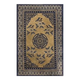 1920s Tan Camel Medallion Traditional Antique Chinese Baotou Wool Rug 4' X 6'2'' For Sale