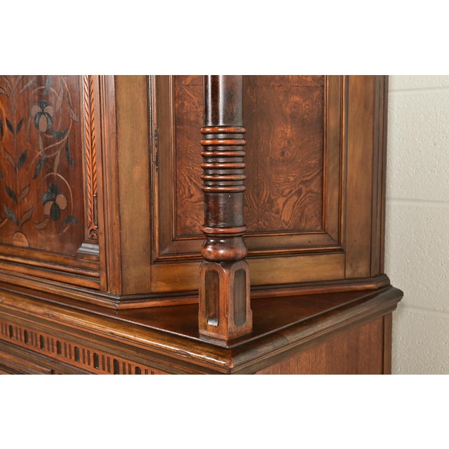 Berkey & Gay Antique English Tudor Carved Walnut and Burl Wood Bookcase or Bar Cabinet, Circa 1920s For Sale - Image 11 of 17